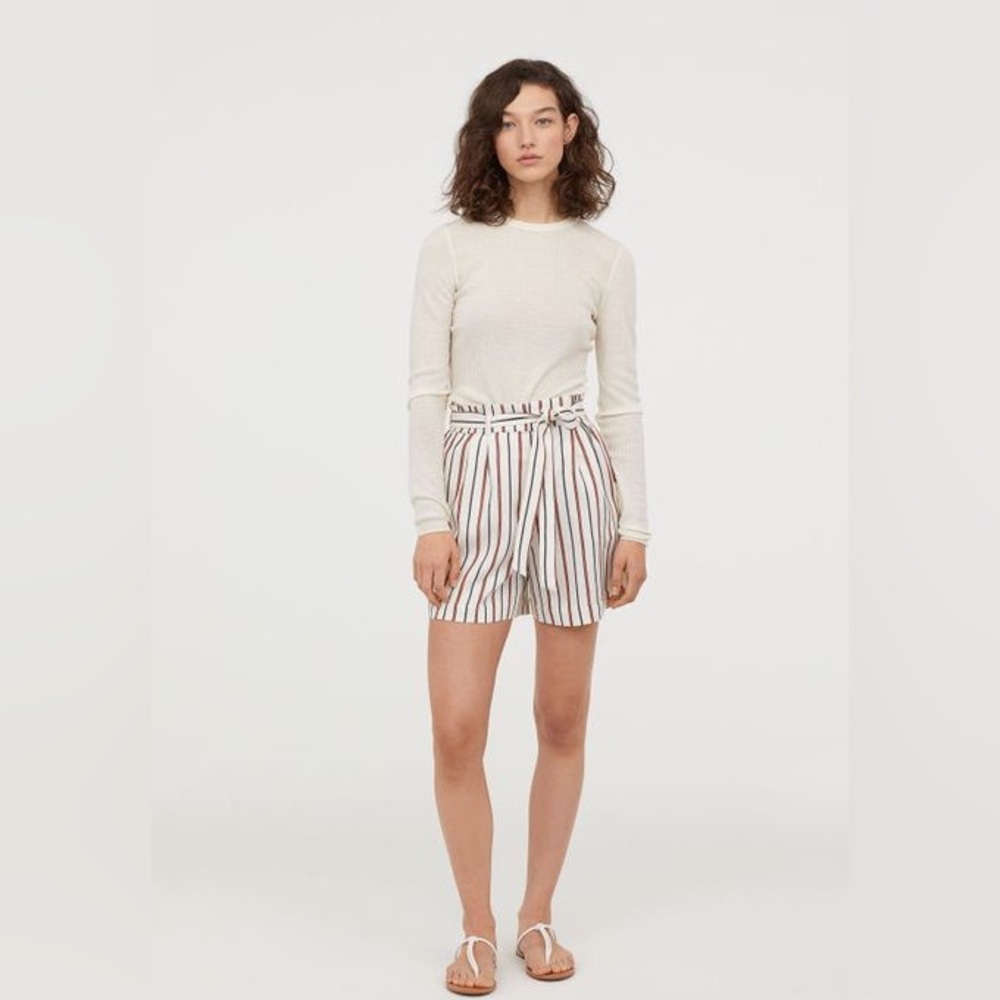 H&M High Waist Linen Blend Paper bag Shorts